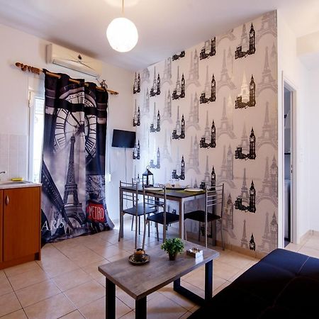 קלמאטה Modern Apartment מראה חיצוני תמונה